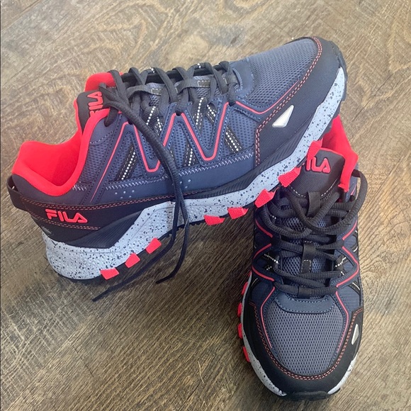 Fila Black and Red Athletic Sneakers - Picture 2 of 5